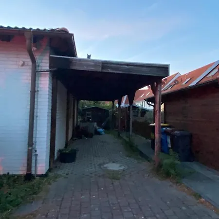 Es Ist Ein Sehr Schoenes Haus *